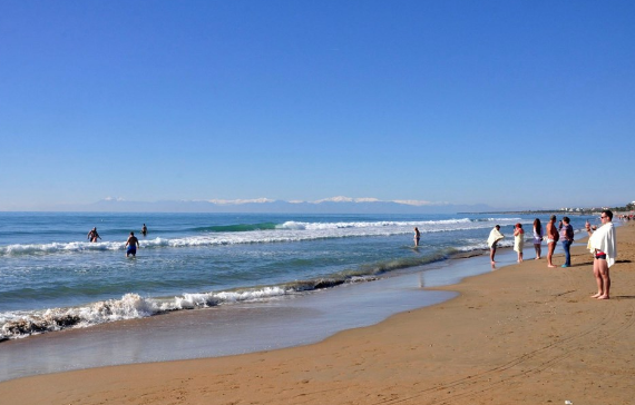 Dağlarda kar, plajda deniz keyfi - Resim: 4