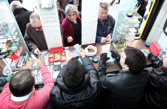 Rekor ikramiyeyi böyle sergilediler - Resim: 4