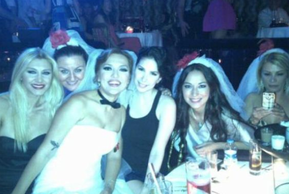 İşte Demet'in kına gecesi - Resim: 1