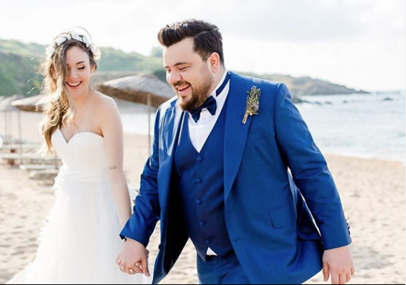 Berfu Yenenler doğum sonrası haliyle şaşırttı! Eser Yenenler'in eşi - Resim: 1