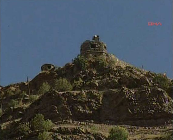 Özel eğitimli komandolar Çukurca'ya indirildi - Resim: 2