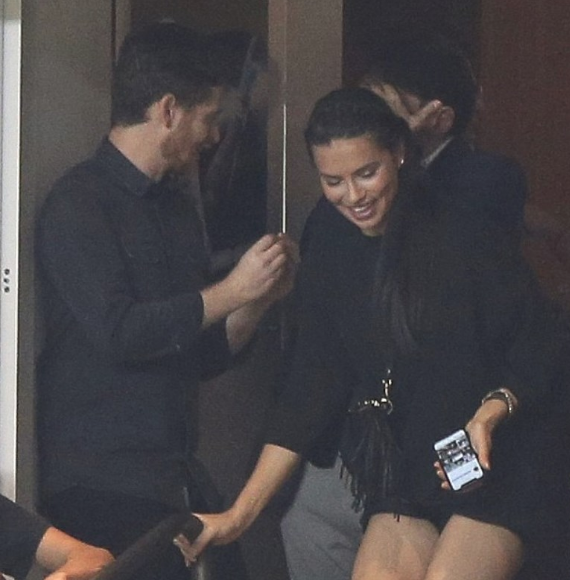 Adriana Lima ve Metin Hara birlikte maç izledi - Resim: 2