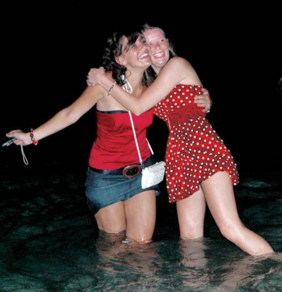 Tursitlerin gece çılgınlığı denizde bitti - Resim: 2