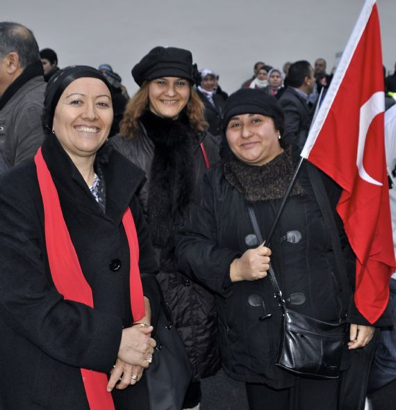 Fransa'daki Türkler ayakta - Resim: 4