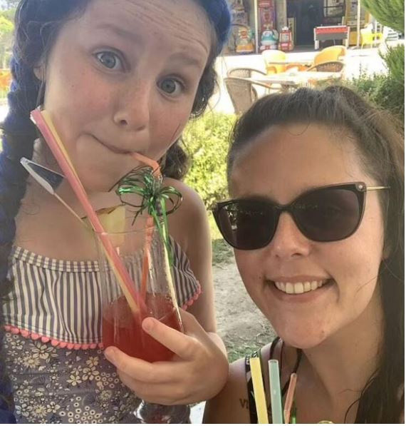 Türkiye tatilinde yaptırdığı kına dövmesi minik İngiliz çocuğun hayatını kararttı - Resim: 0