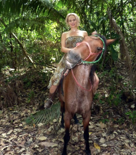 Turistin toplu tecavüz dehşeti! Çadırından sürükleyerek çıkardılar - Resim: 2