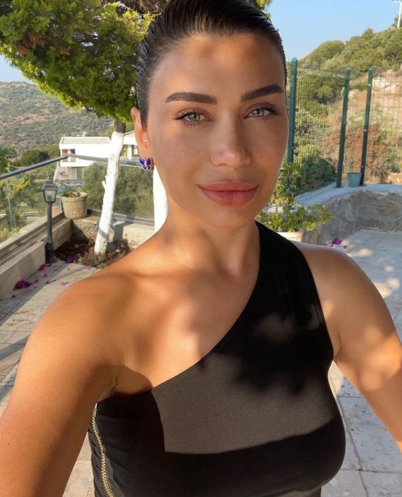 Ebru Şancı'nın zor günü! Büyük bir ağrıyla apar topar hastaneye koştu, neye uğradığını şaşırdı! - Resim: 4