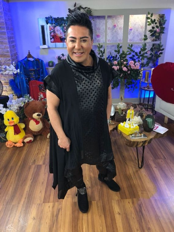 Murat Övüç 'Cahil halk' diyerek hakaretler savurdu rezalet paylaşımı tepki çekti - Resim: 2