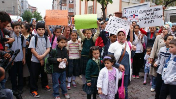 Öğretmene feci dayak - Resim: 3