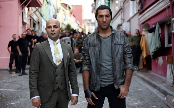 Show TV'nin fenomeni Çukur dizisinin yeni sezonundan ilk kareler - Resim: 2