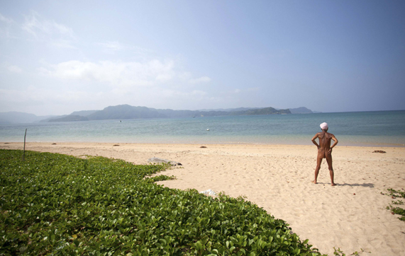 20 yıldır yalnız ve çıplak! - Resim: 1