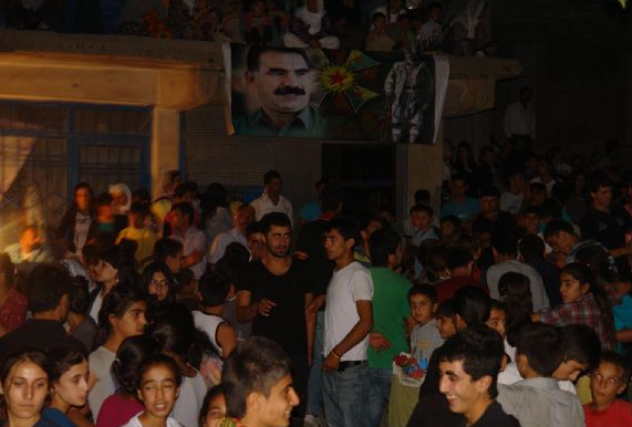 Sözde özerkliği böyle kutladılar - Resim: 3