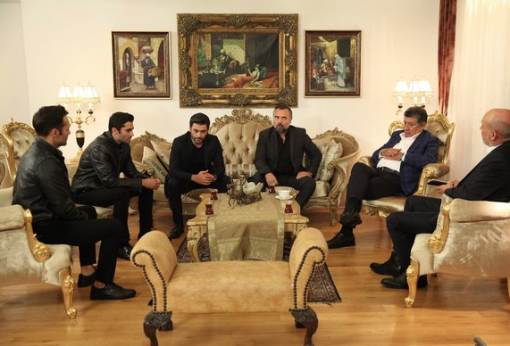 Reytinglerde zirveyi kaptıran EDHO'da şok ayrılık! O oyuncu artık yok - Resim: 4