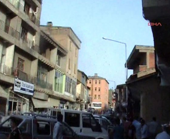 PKK Hükümet Konağı'na saldırdı - Resim: 2