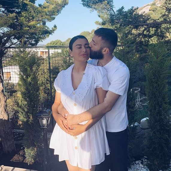 Ebru Şancı'dan hemcinslerini kızdıracak sözler! Hamile iken karnı açık poz vermem - Resim: 2