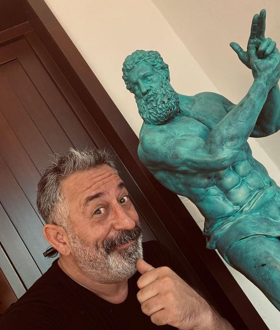 Ünlü komedyen Cem Yılmaz'dan korkutan haber! Trafik kazası geçirdi, ölümden döndü! - Resim: 2