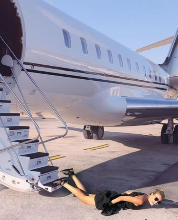 Zengin ve ünlülerin yeni akımı! Özel jetten inip yere yatıyorlar  - Resim: 2