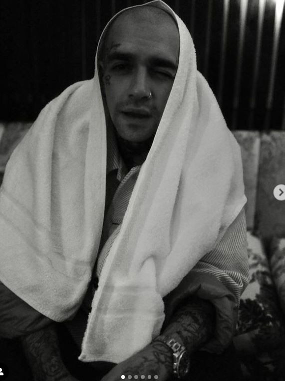 Rapçi Ezhel Almanya'da taharet musluğu ve kokoreçe hasret kalmış Sercan İpekçioğlu kimdir kaç yaşında - Resim: 1