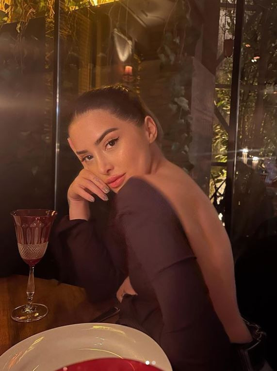 Hande Erçel ve influencer Ala Tokel, Ezgi Fındık, Rachel Araz Kiresepi Instagram kazançları olay! - Resim: 4