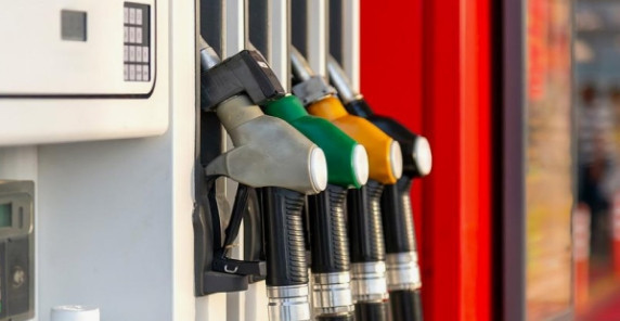 Motorin fiyatları uçuşa geçiyor, benzine indirim! Bu gece pompada - Resim: 2