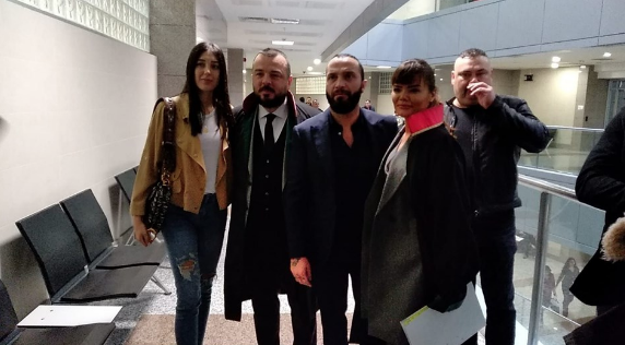 Arda Turan ve Berkay Şahin'in ifadeleri! Eşimin kulağına eğilmiş ve...  - Resim: 4