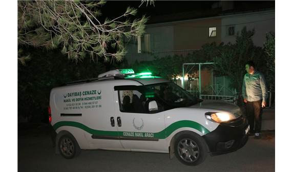 Annesini öldürdü, kardeşini yaralayıp intihar etti - Resim: 4