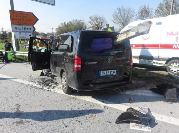 İstanbul'da akıllara durgunluk veren kaza ok gibi saplandı - Resim: 4