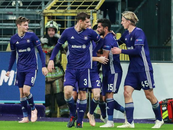 Ateş püskürdüler: Puding gibi eridi - Resim: 3