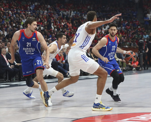 Anadolu Efes Euroleague’de şampiyon oldu - Resim: 0