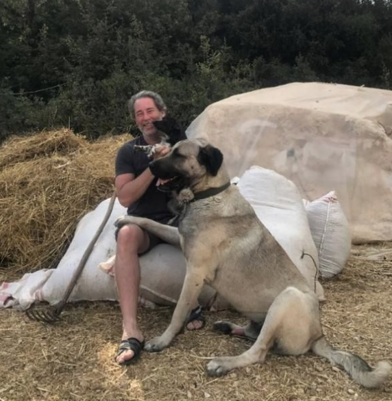Ünlü oyuncu doğanın tadını çıkarıyor! - Resim: 4