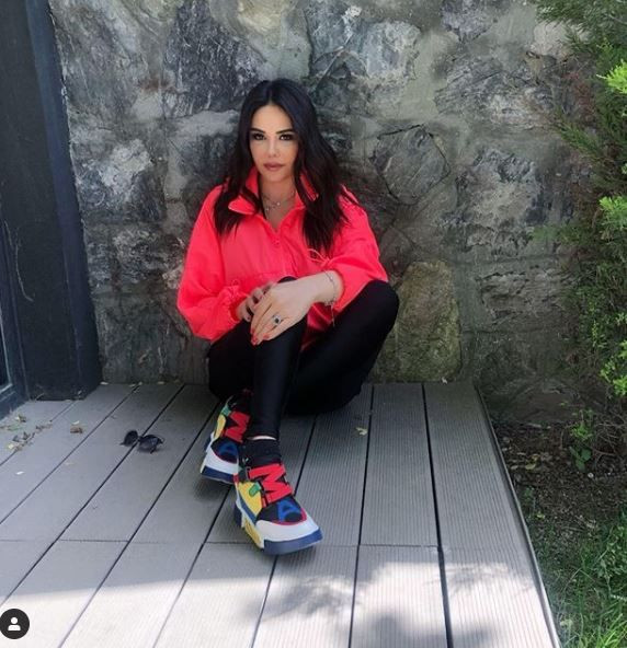 Esra Balamir'den kötü haber geldi! Koronavirüs testi pozitif çıktı - Resim: 4