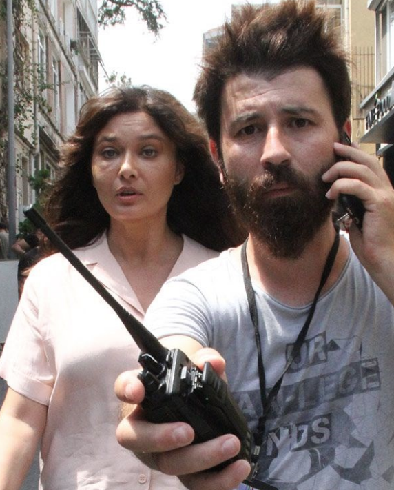 Nurgül Yeşilçay'a ne olmuş öyle? Ortalık fena karıştı - Resim: 1