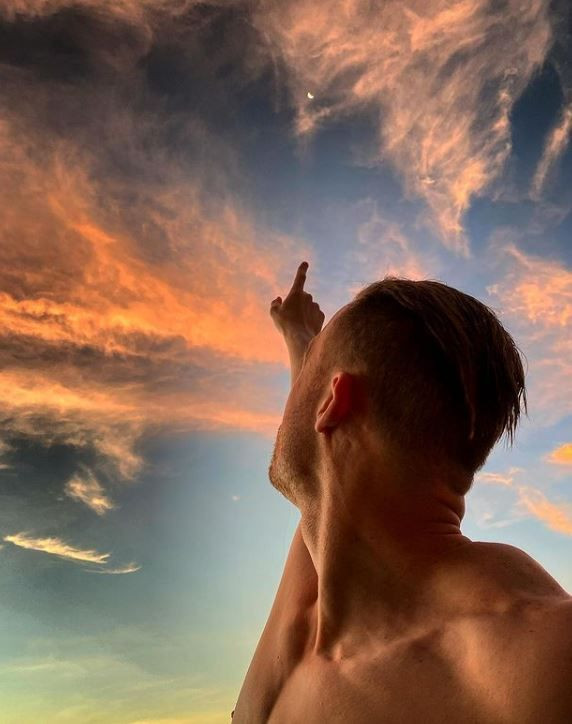 Kerem Bürsin itiraf etti: Günlüğü 75 dolara o işi bile yaptım... - Resim: 2