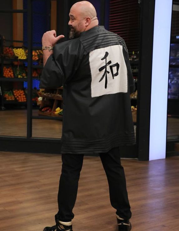 Somer Şef kıyafetleriyle tesettürlü kadınlara alay konusu oldu! Sosyal medya o fotoğrafla çalkalanıyor! - Resim: 1