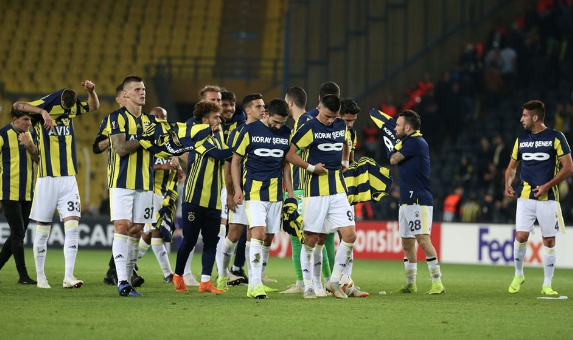 Fenerbahçe'den anlamlı hediye! Gözyaşları sel oldu - Resim: 3