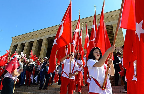 19 Mayıs Atatürk'ü Anma, Gençlik ve Spor Bayramı çoşkuyla kutlanıyor - Resim: 2