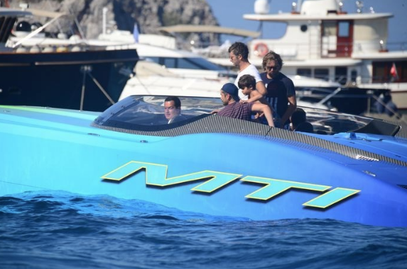 Acun Ilıcalı yeni teknesiyle görüntülendi - Resim: 2