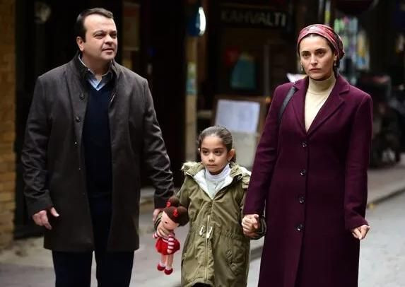 Kırmızı Oda dizisinde Aslıhan Gürbüz sürprizi! Herkes oyunculuğu bıraktı sanıyordu - Resim: 4