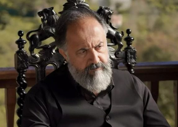 Gözleri Karadeniz'in Osman Maçari'si Mehmet Özgür'den boynundaki kolyeyle ilgili ağlatan açıklama! - Resim: 1