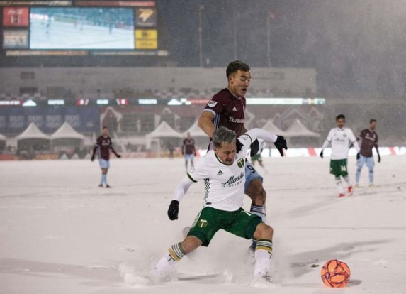 Eksi 7 derecede oynanan Colorado Rapids-Portland Timbers maçı tarihe geçti - Resim: 1