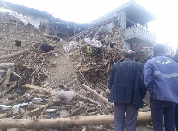 Siirt Şirvan'da bir evde göçük: Ölü ve yaralılar var - Resim: 2