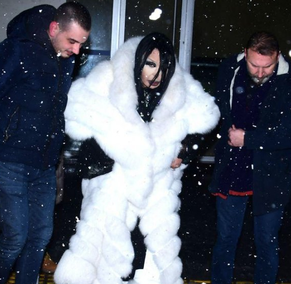 Bülent Ersoy'un giydiği tepki çeken kürkün fiyatı dudak uçuklattı - Resim: 2