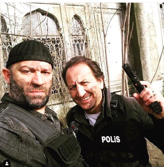 Mesut Komiser krizi Arka Sokaklar'ı fena karıştırdı! - Resim: 1