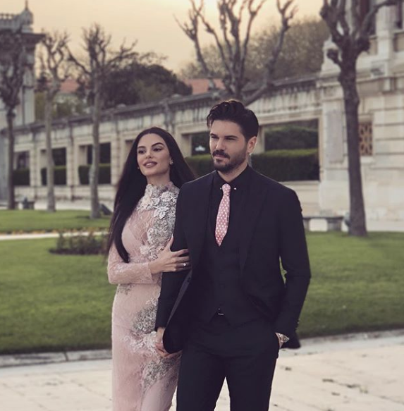 Tolgahan Sayışman'ın elinden Almeda Abazi'yi kim aldı kendisi paylaştı - Resim: 2