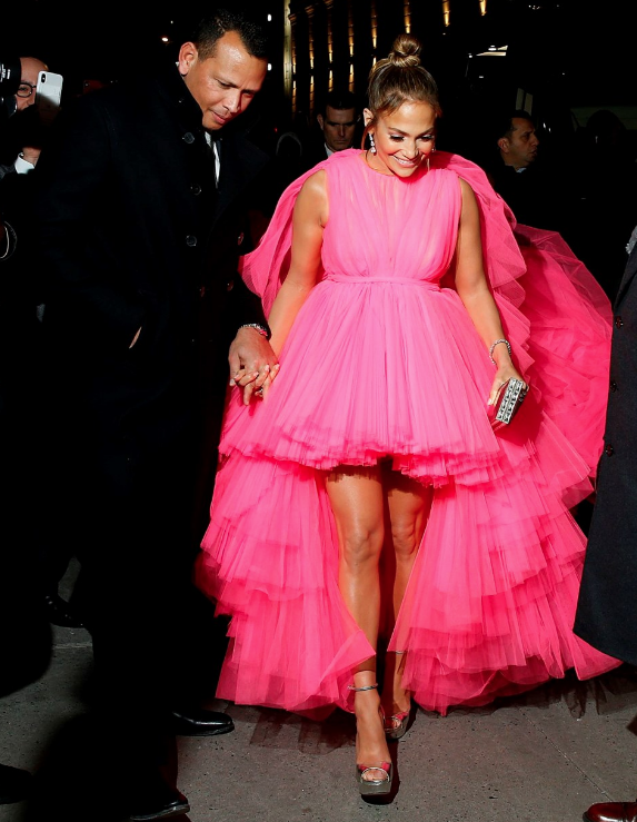 Jennifer Lopez galaya damga vurdu: Açılın kraliçe geliyor - Resim: 4