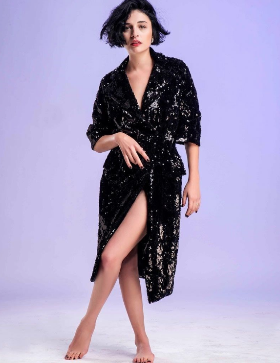 Gonca Vuslateri: Fingirdemek kadar güzel bir şey var mı? - Resim: 2