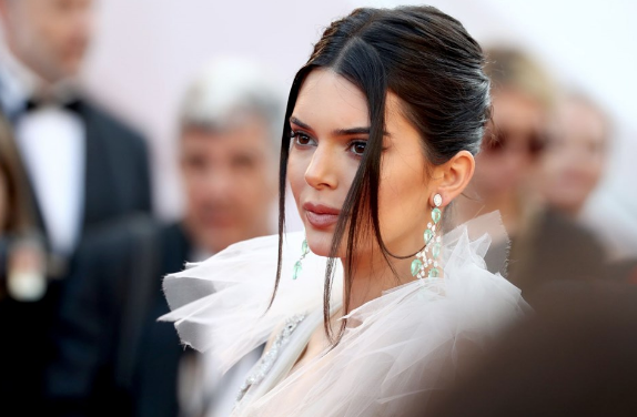 Hevesi kursağında kaldı ikinci kadın konumuna düştü - Resim: 4