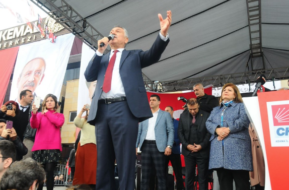 CHP'li belediye başkanı adayından Akşener fotoğrafı önünde miting - Resim: 1
