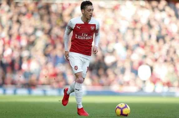 Bombalar patlıyor! Mesut Fener'e Costa Aslan'a - Resim: 4