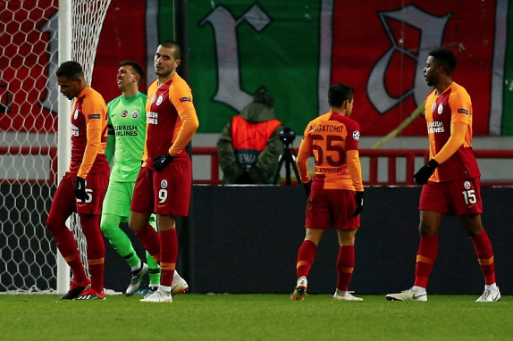 Skandal mesajlar! Galatasaray'ın rakipleri el sıkıştı - Resim: 3